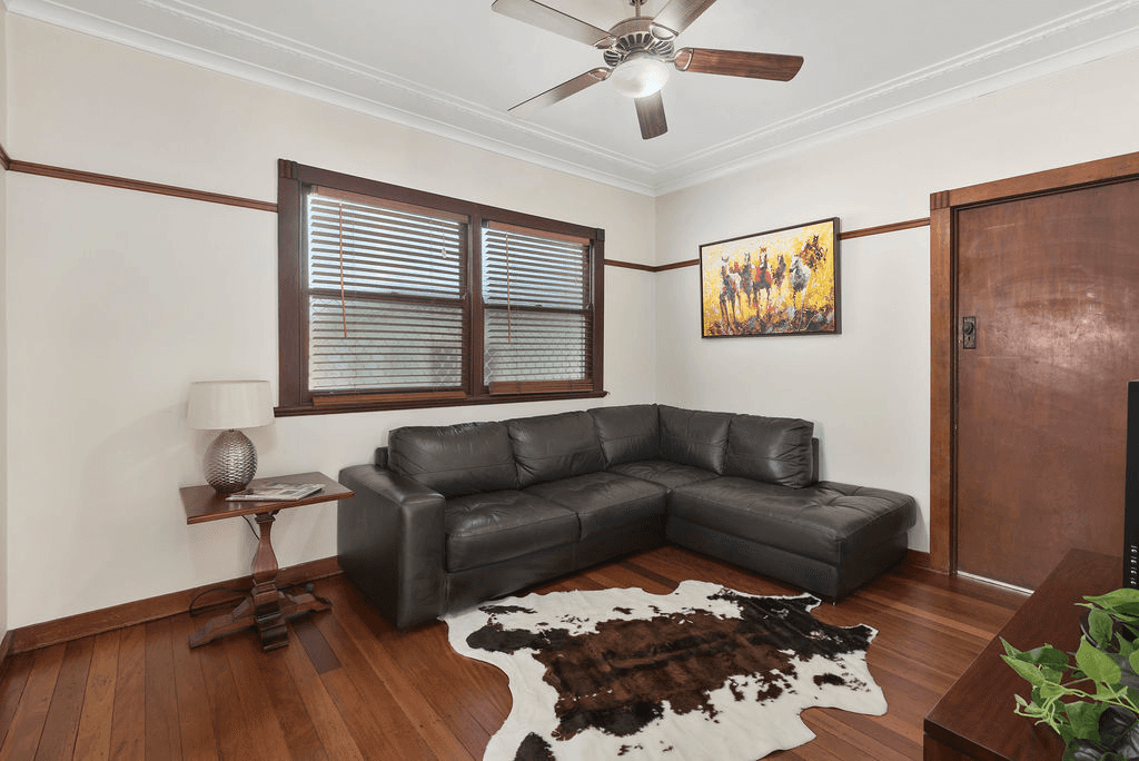 417 Tor Street, NEWTOWN, QLD 4350