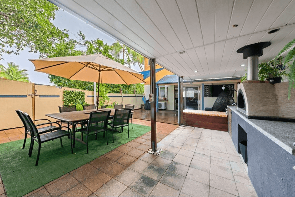 106/1 Poinsettia Court, MOOLOOLABA, QLD 4557