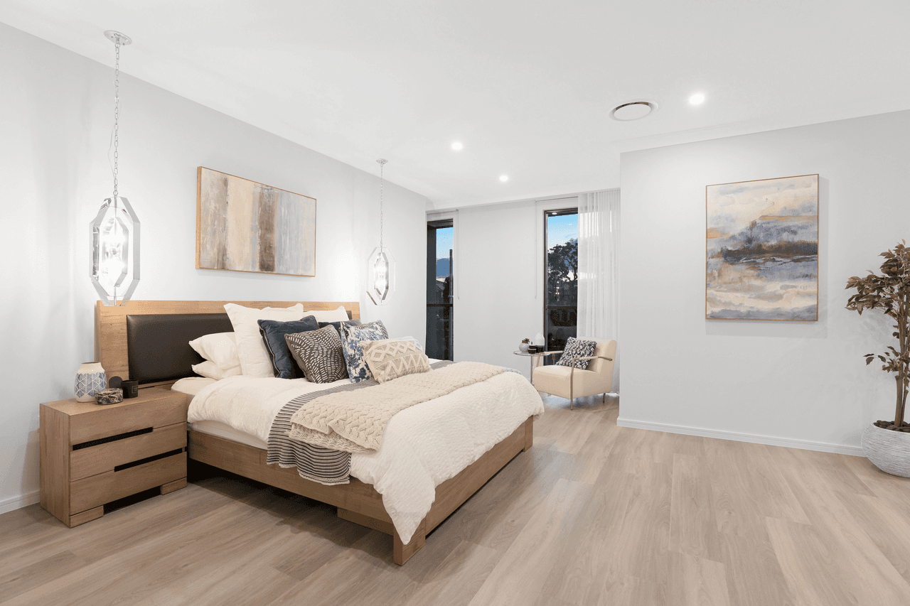 24 Riverflat Drive, GLENMORE PARK, NSW 2745