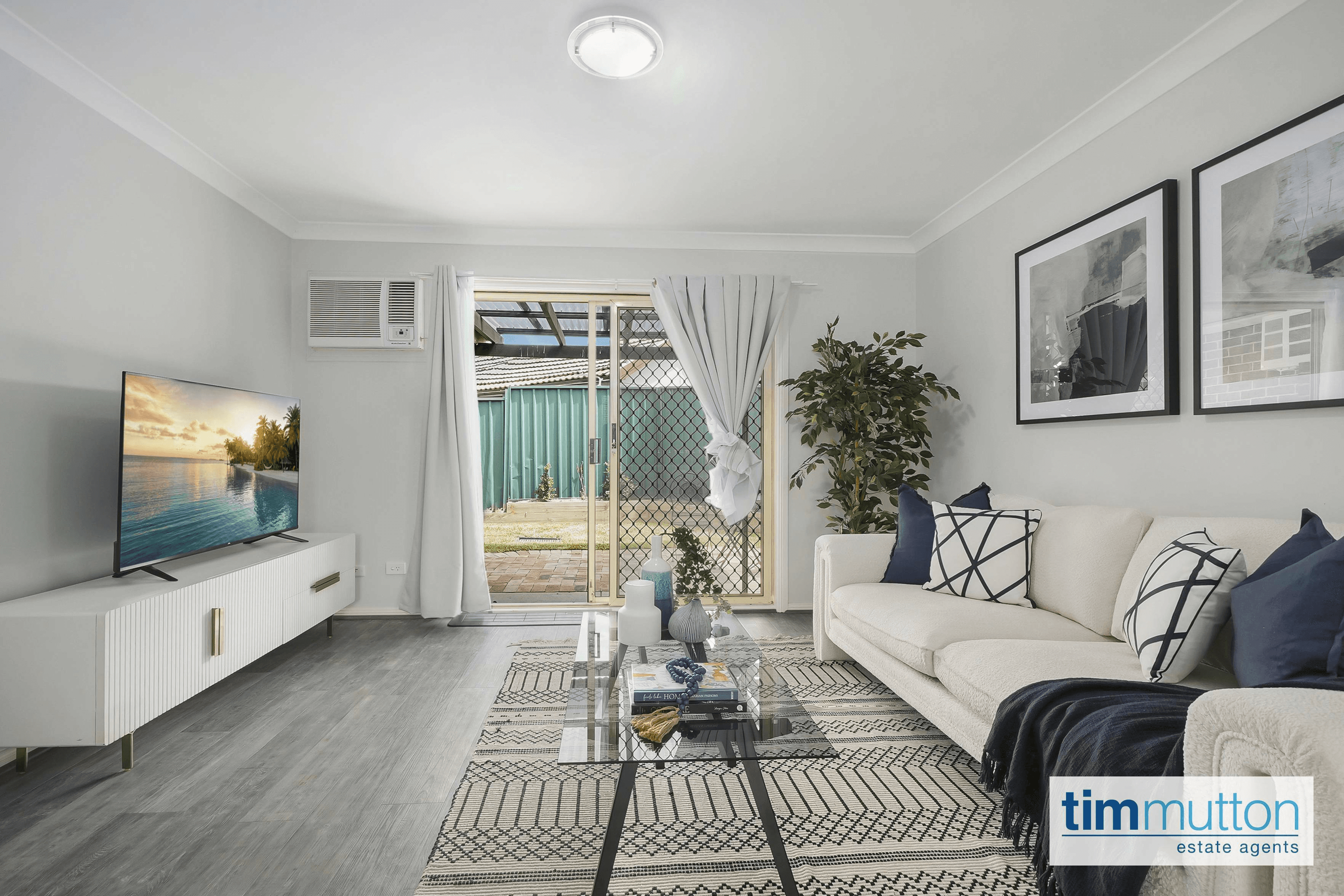 Unit 6/3 Carinya Pl, Moorebank, NSW 2170