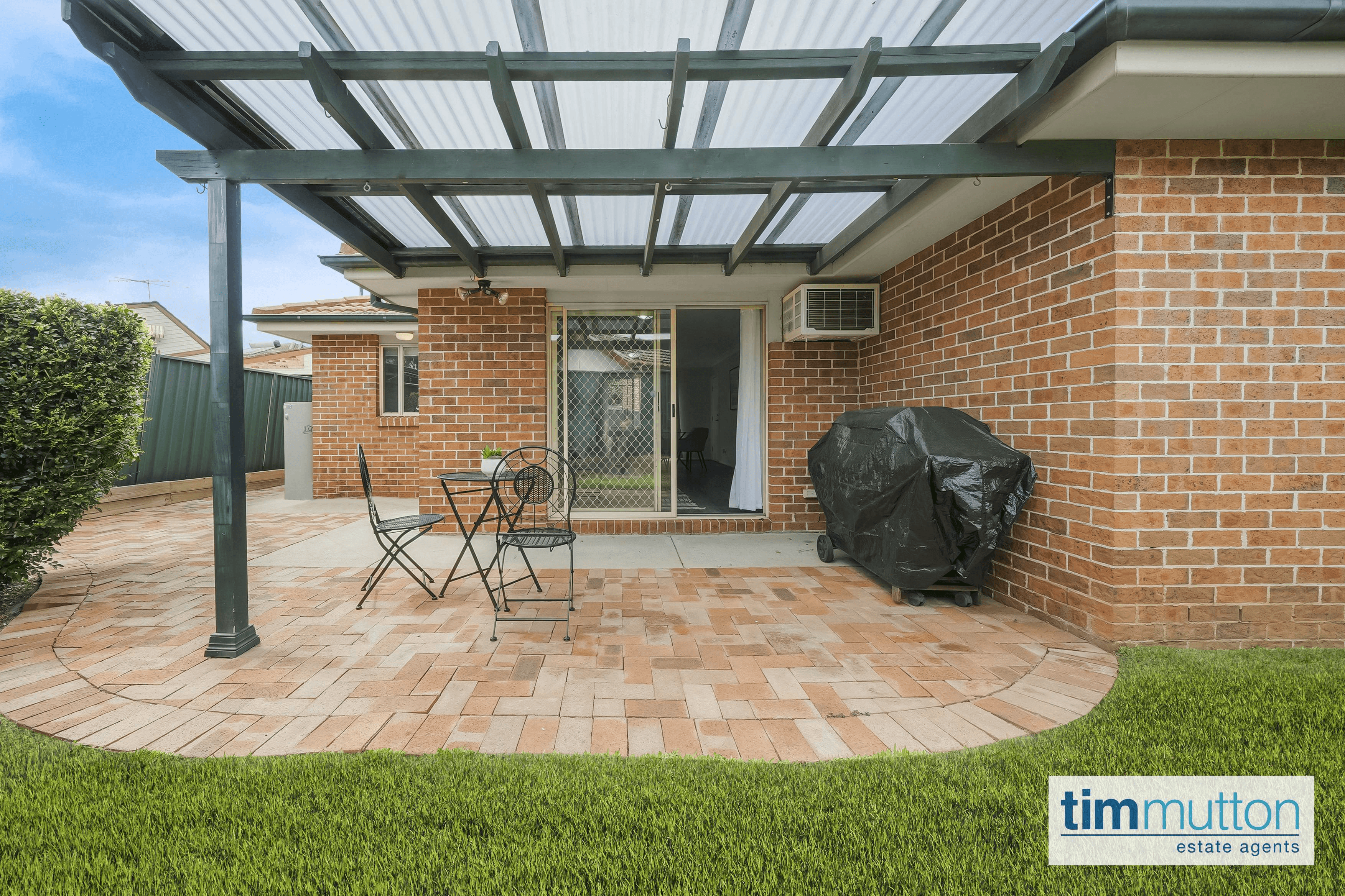 Unit 6/3 Carinya Pl, Moorebank, NSW 2170