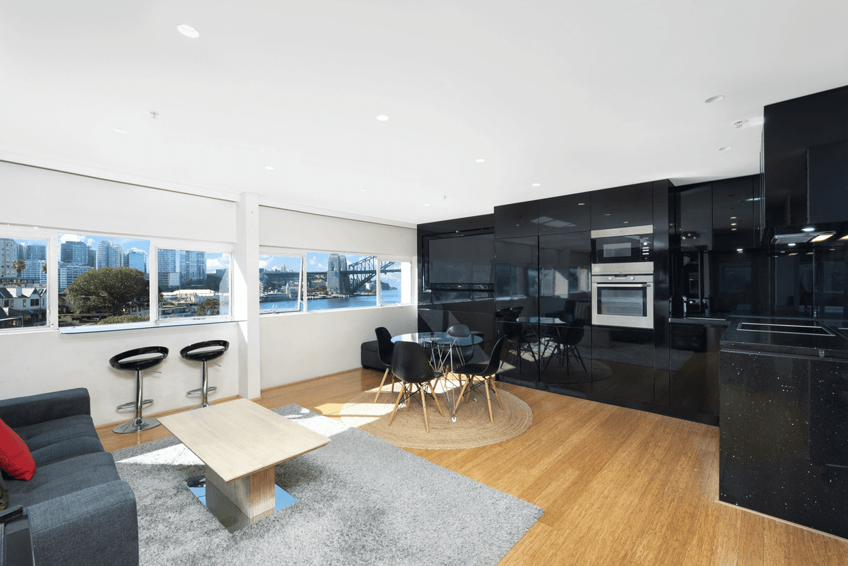 43/14 Blues Point Road, MCMAHONS POINT, NSW 2060