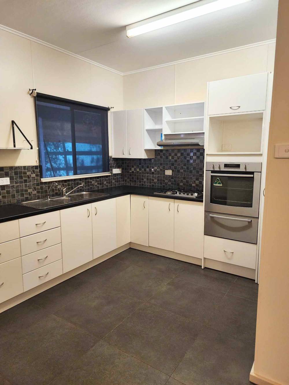 2 Nichols St, Marble Bar, WA 6760