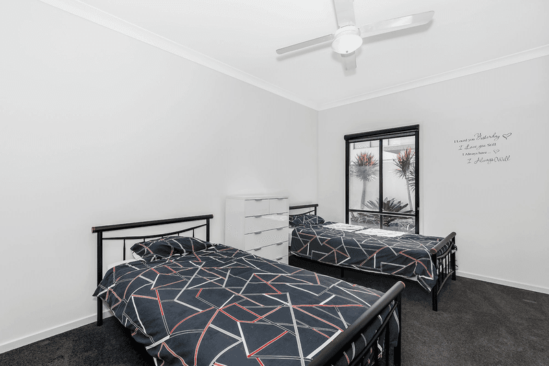 25 Marina Parade, JACOBS WELL, QLD 4208