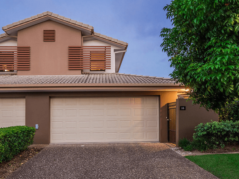 16/136 Palm Meadows Drive, Carrara, QLD 4211