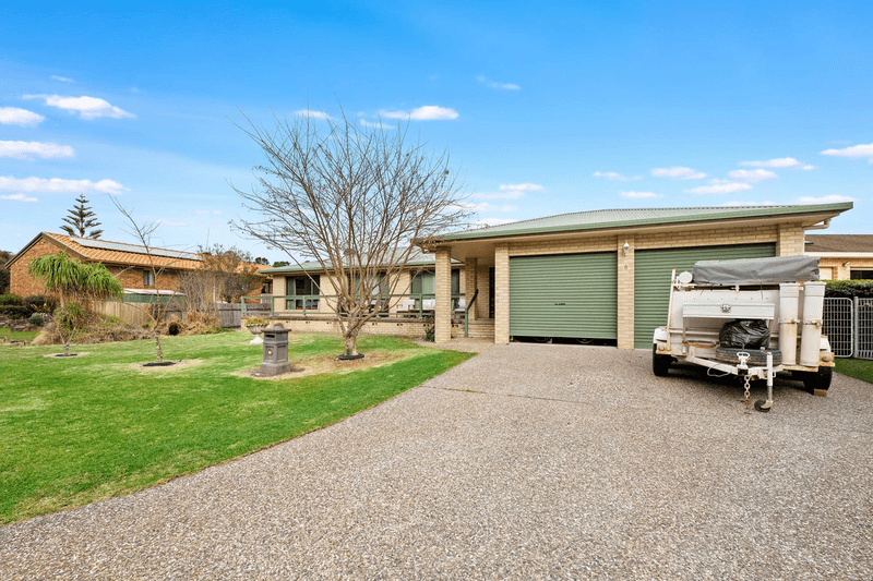 8 George Place, DALMENY, NSW 2546