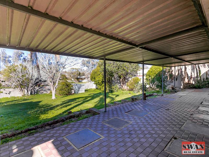 32 Abingdon Rd, Swan View, WA 6056