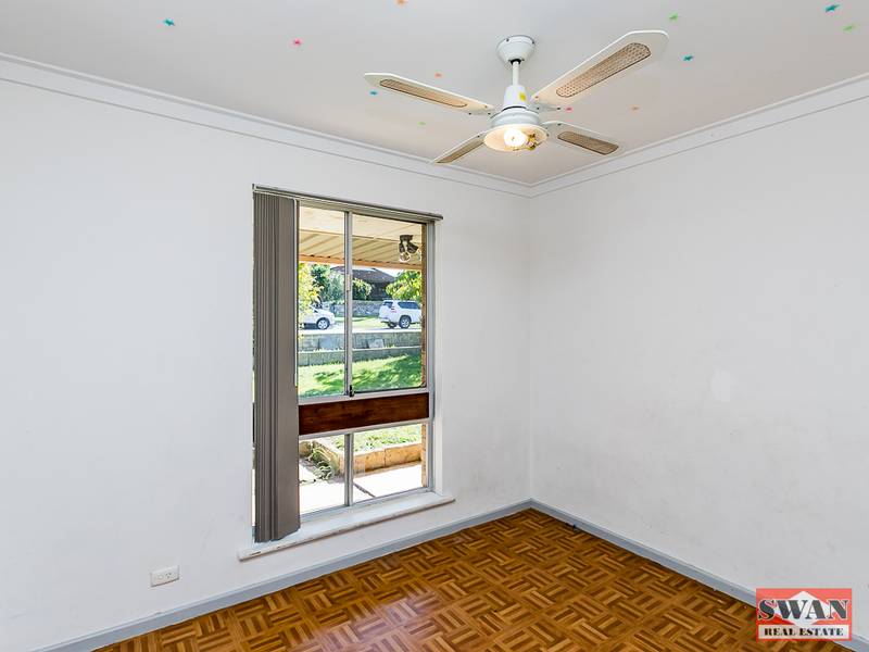 32 Abingdon Rd, Swan View, WA 6056