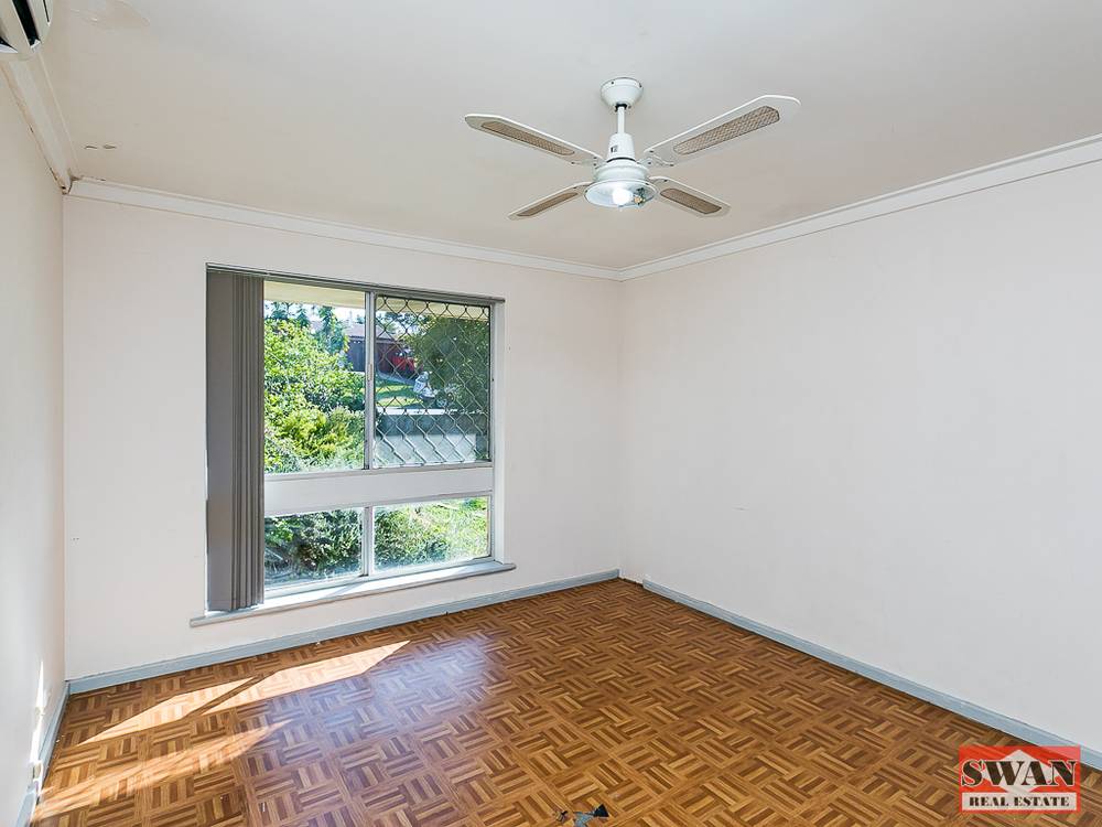 32 Abingdon Rd, Swan View, WA 6056