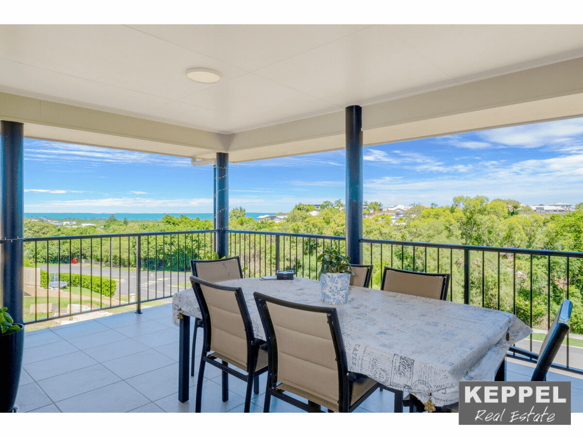 10 Roberts Road, Pacific Heights, QLD 4703