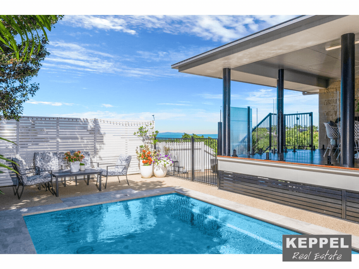 10 Roberts Road, Pacific Heights, QLD 4703