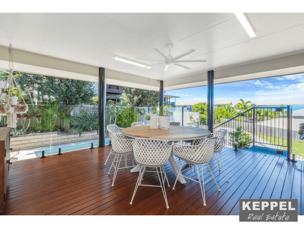 10 Roberts Road, Pacific Heights, QLD 4703