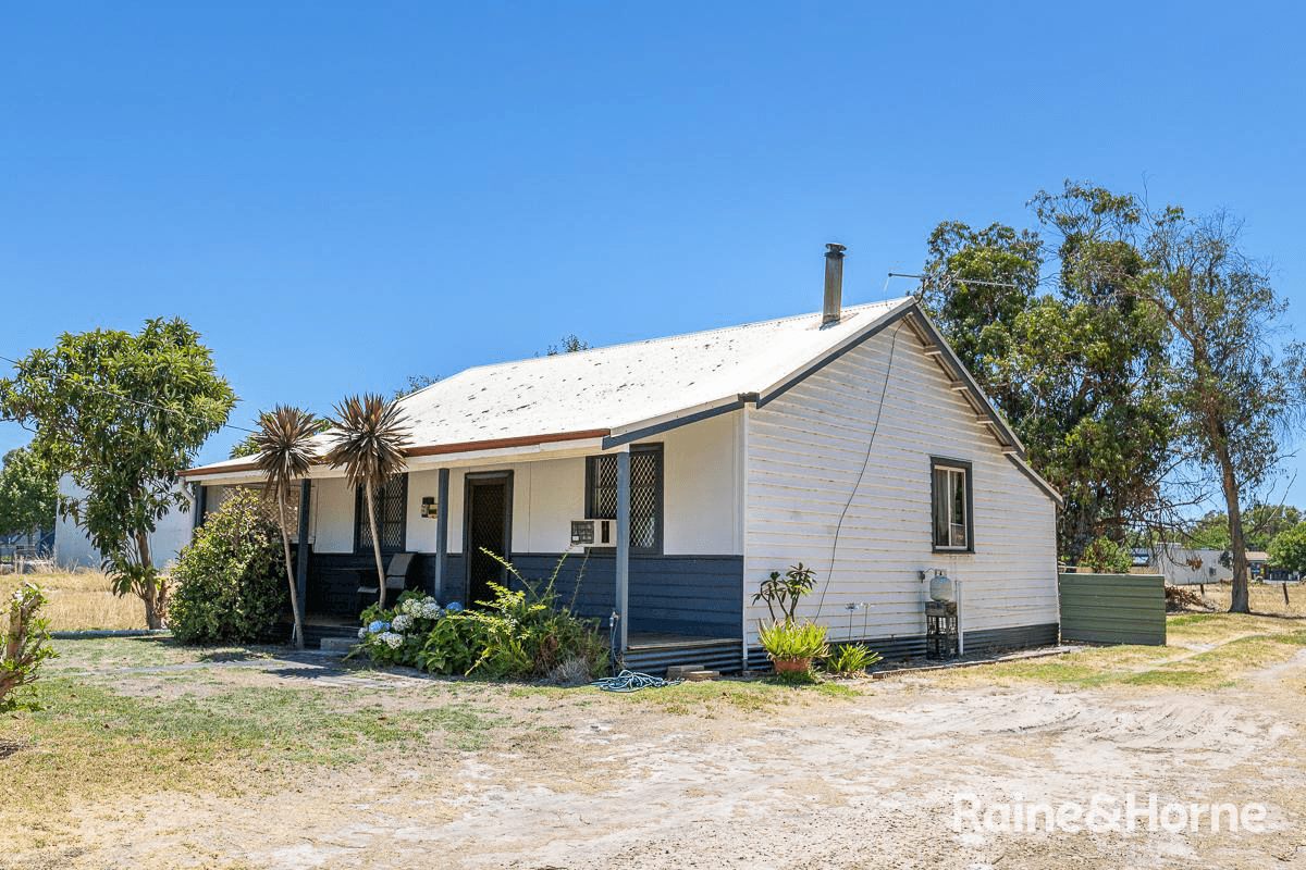 41 Roe Road, CAPEL, WA 6271