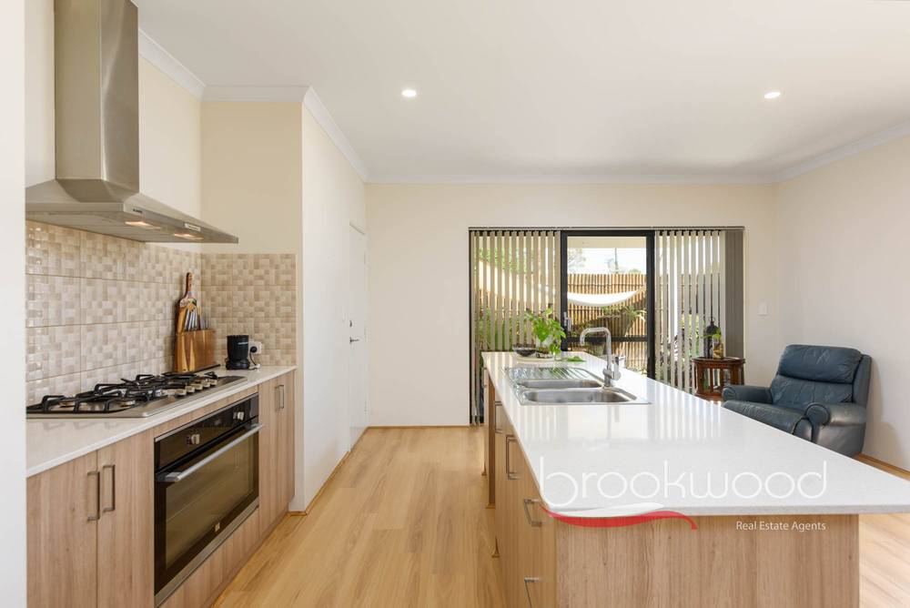 1/27 Weston Street, Maddington, WA 6109