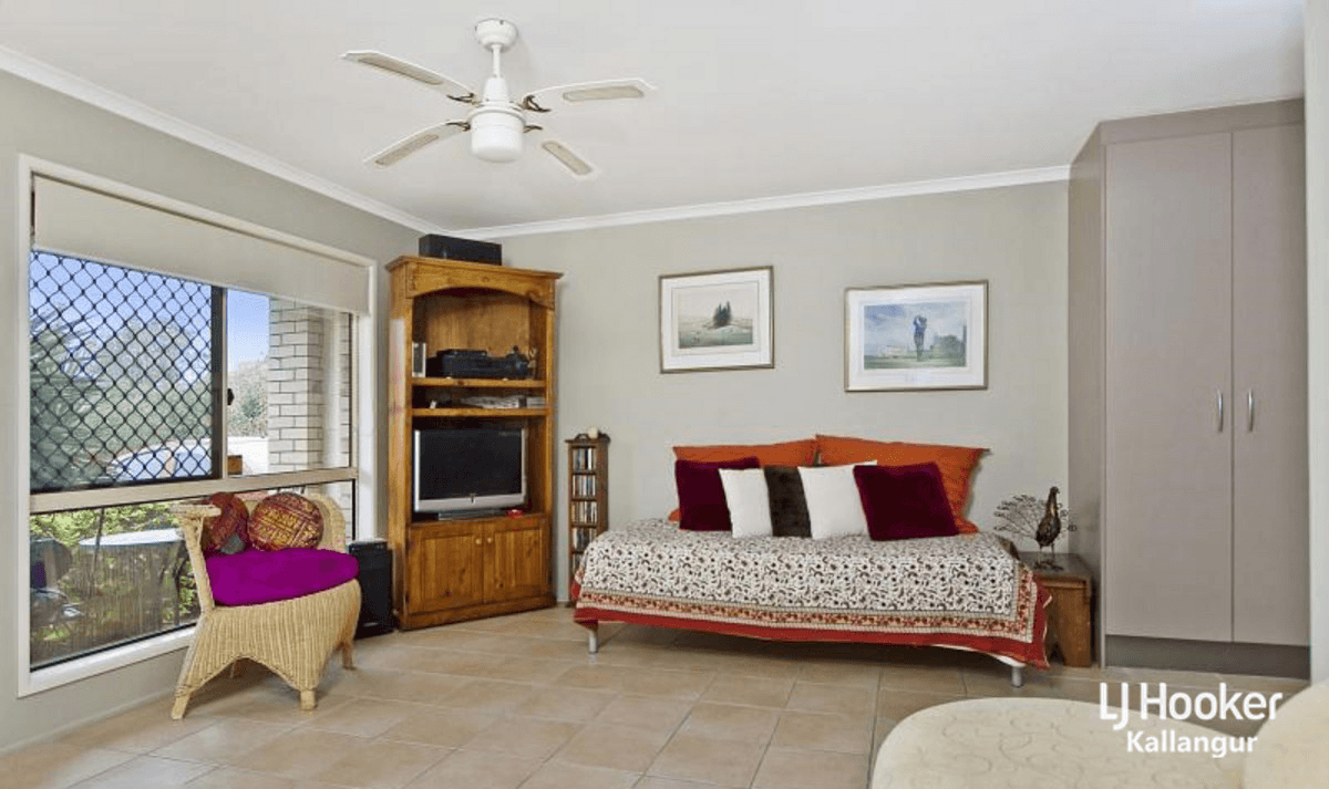 12 Penson Court, KALLANGUR, QLD 4503