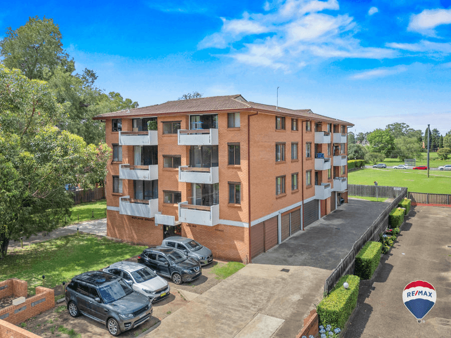 2/30 PUTLAND STREET, ST MARYS, NSW 2760