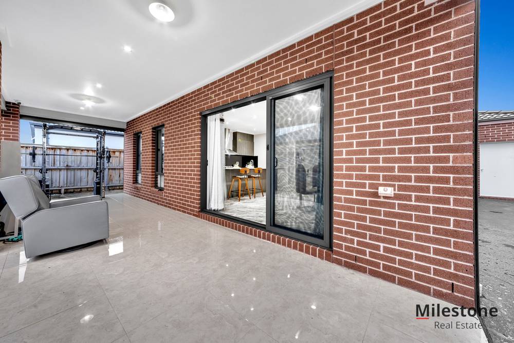 54 Scotland Circuit, CRANBOURNE WEST, VIC 3977