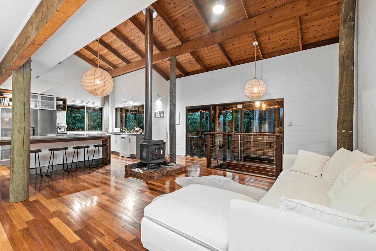 12 Lindwall Place, CURRUMBIN VALLEY, QLD 4223