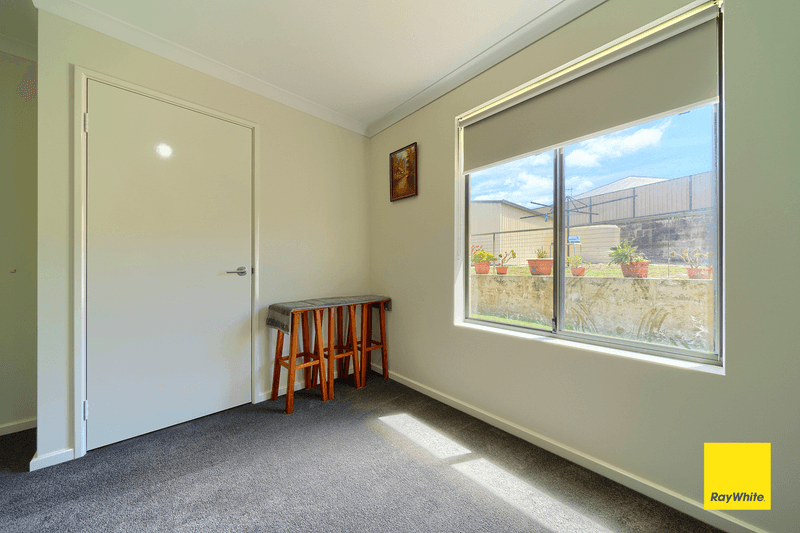 25 Celestial Drive, MCKAIL, WA 6330