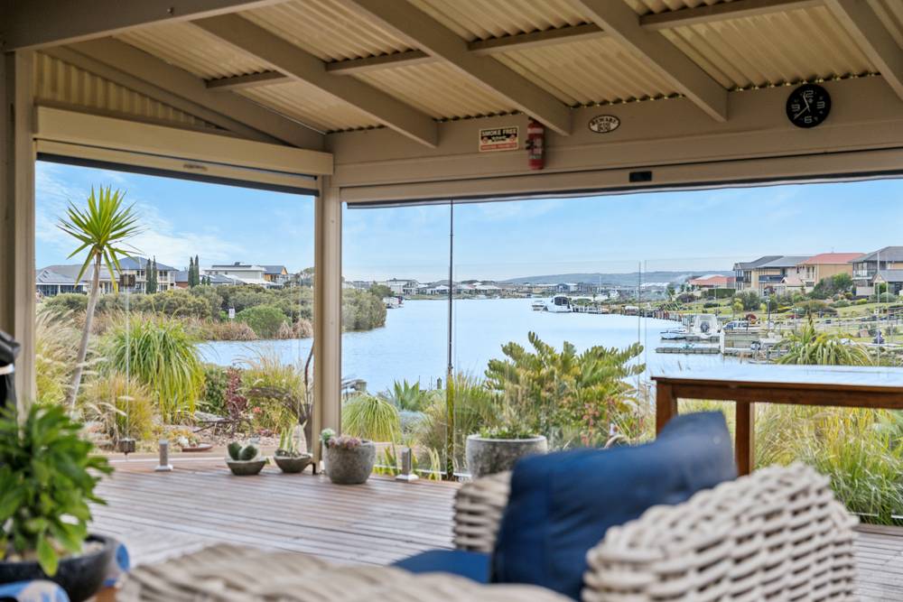 153 Excelsior Pde, Hindmarsh Island, SA 5214