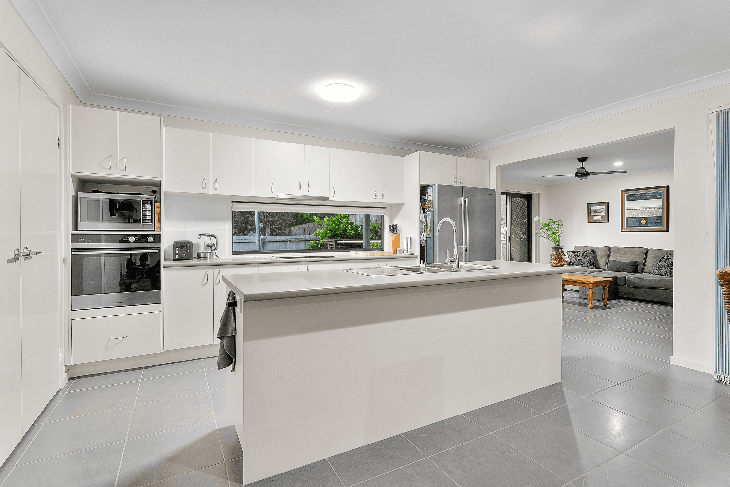 12 Adam Court, KALLANGUR, QLD 4503