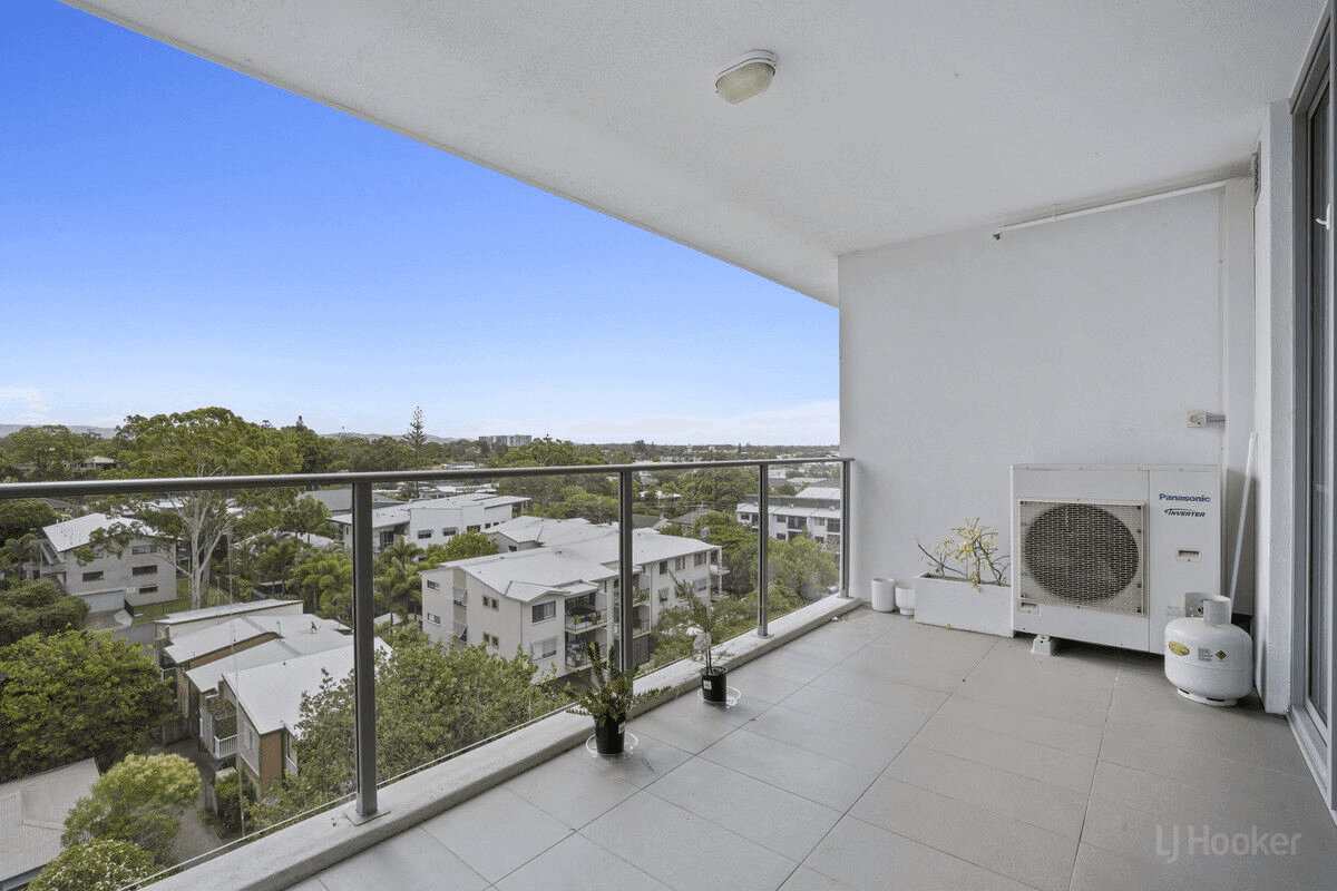 706/17 Bath Street, LABRADOR, QLD 4215