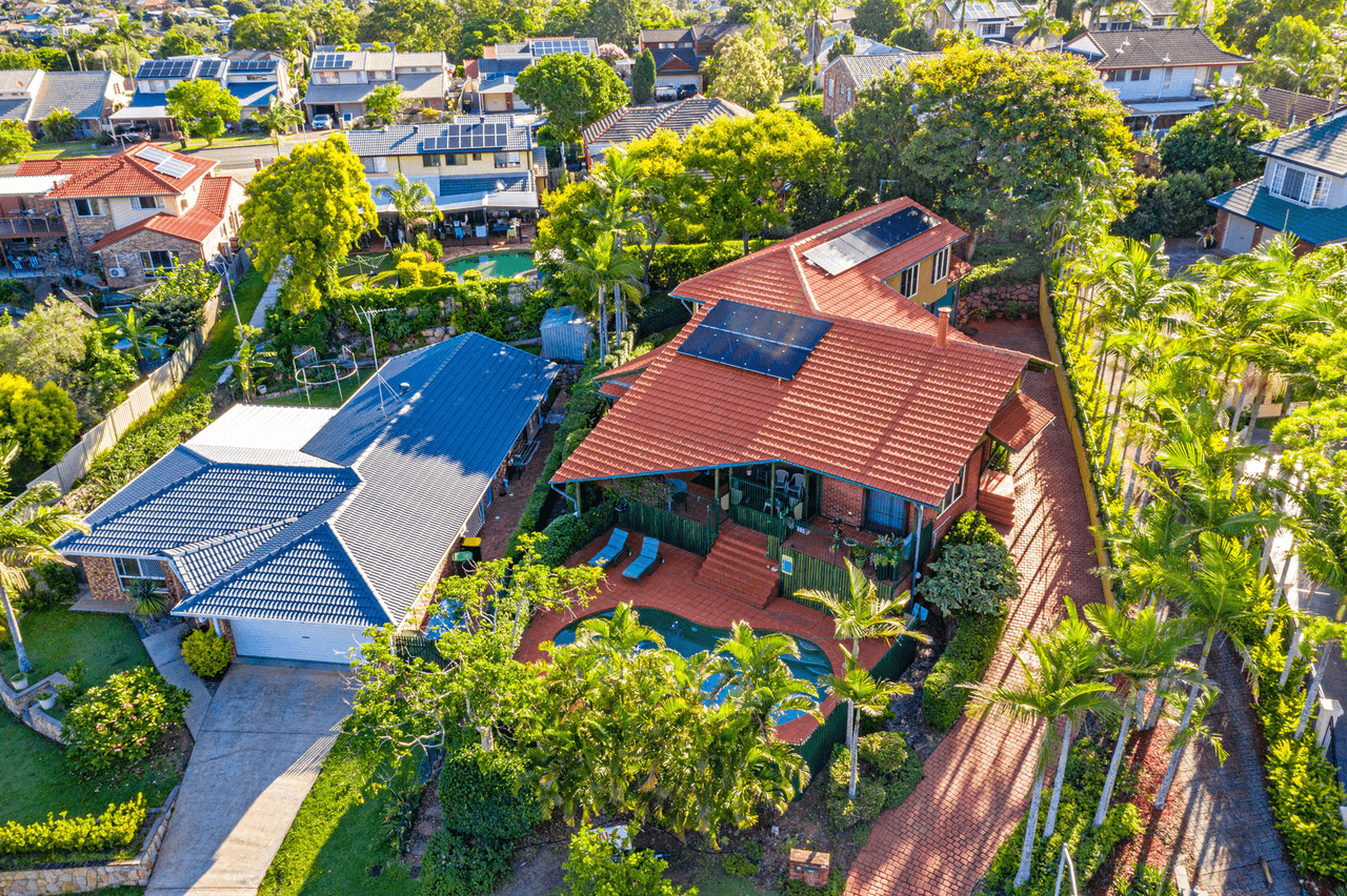 24 Saint Clair Crescent, WISHART, QLD 4122