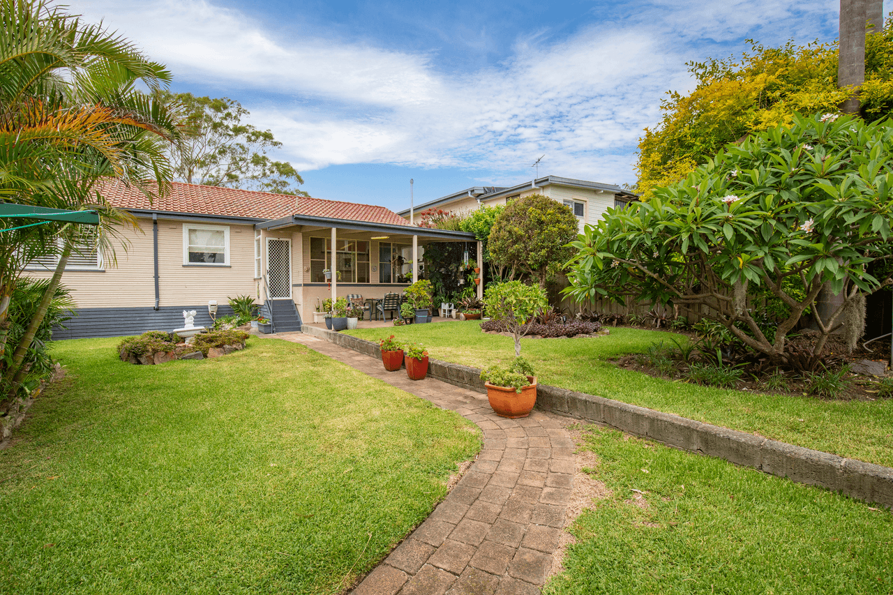 6 Taylor Crescent, WARNERS BAY, NSW 2282