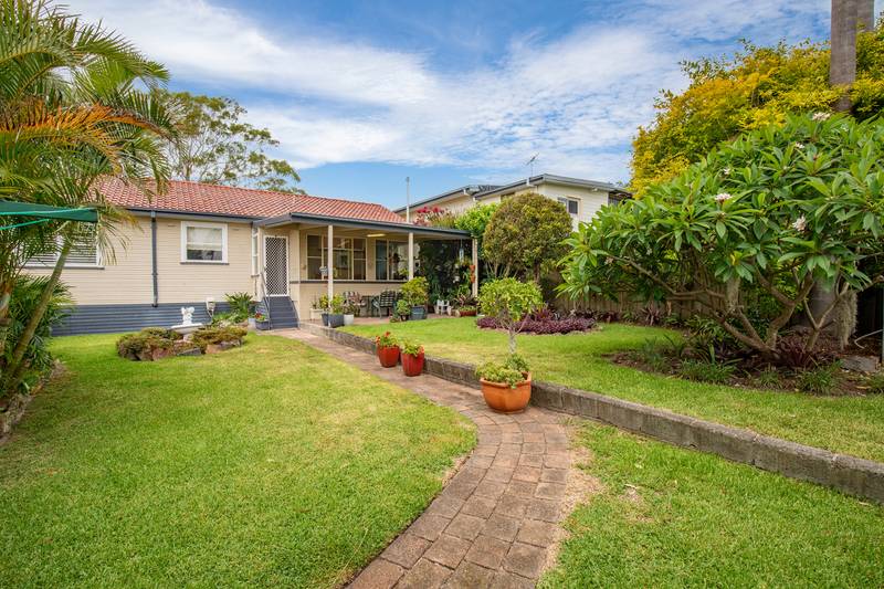 6 Taylor Crescent, WARNERS BAY, NSW 2282