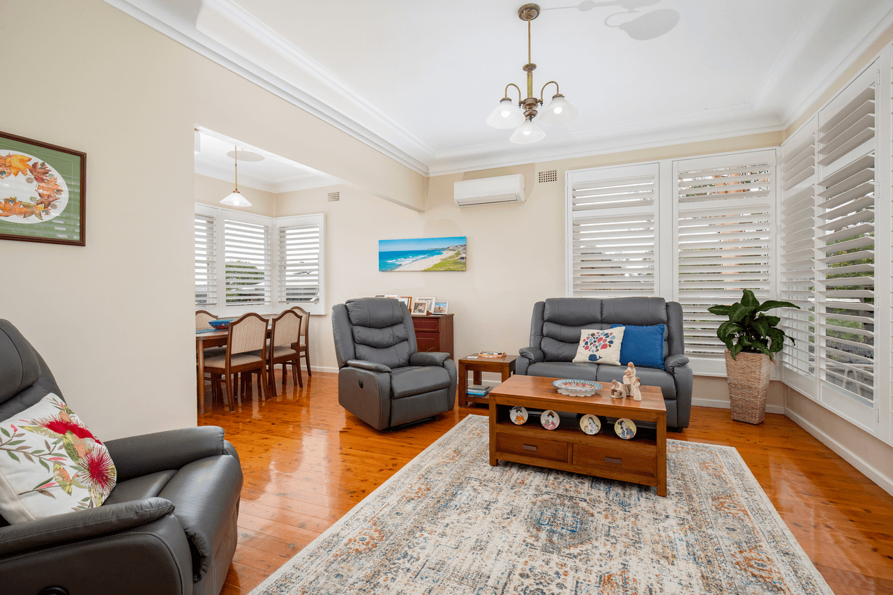 6 Taylor Crescent, WARNERS BAY, NSW 2282