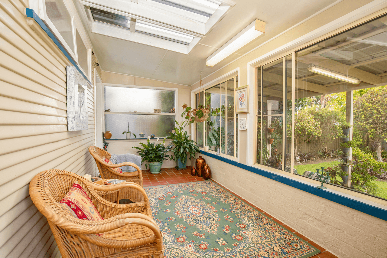 6 Taylor Crescent, WARNERS BAY, NSW 2282