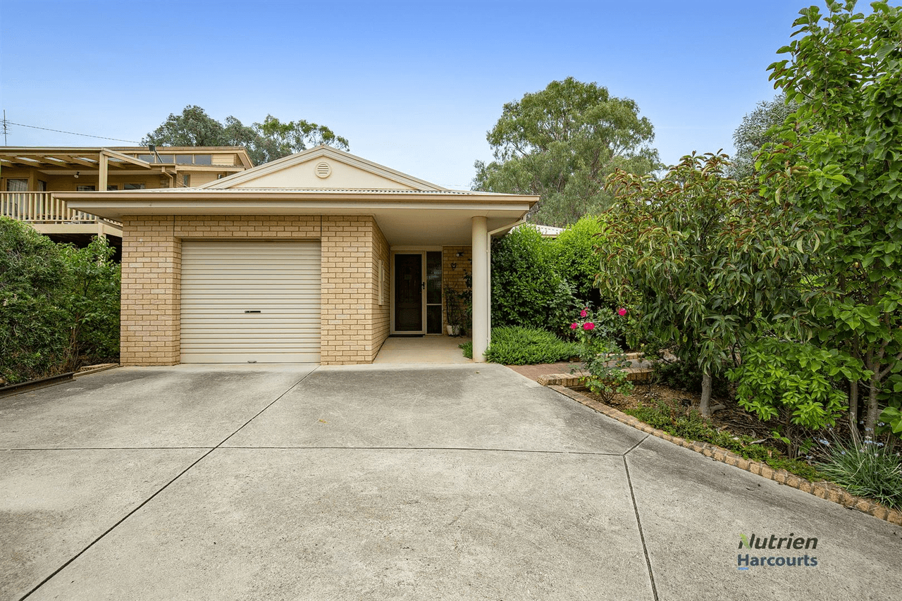 8 Lyons Street, Yea, VIC 3717