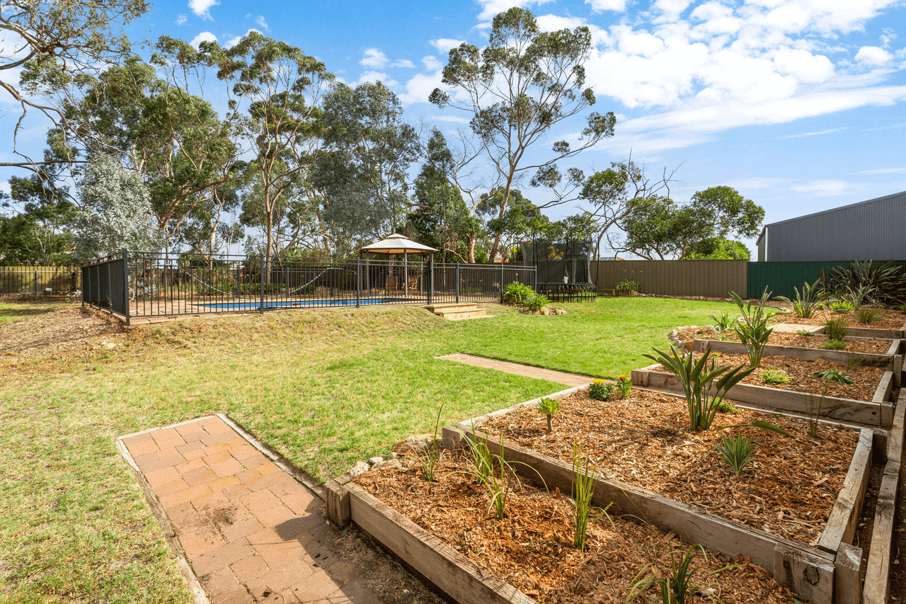 9 Burnett Drive, ONE TREE HILL, SA 5114