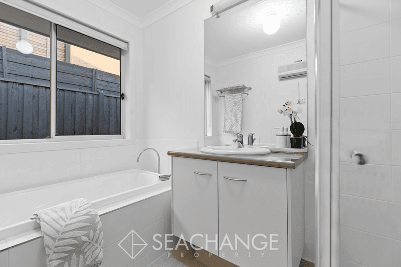 62 Oceanic Drive, SAFETY BEACH, VIC 3936