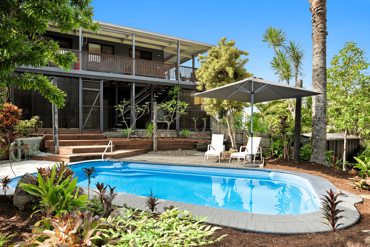 11 Mountain Ridge Crescent, BUDERIM, QLD 4556