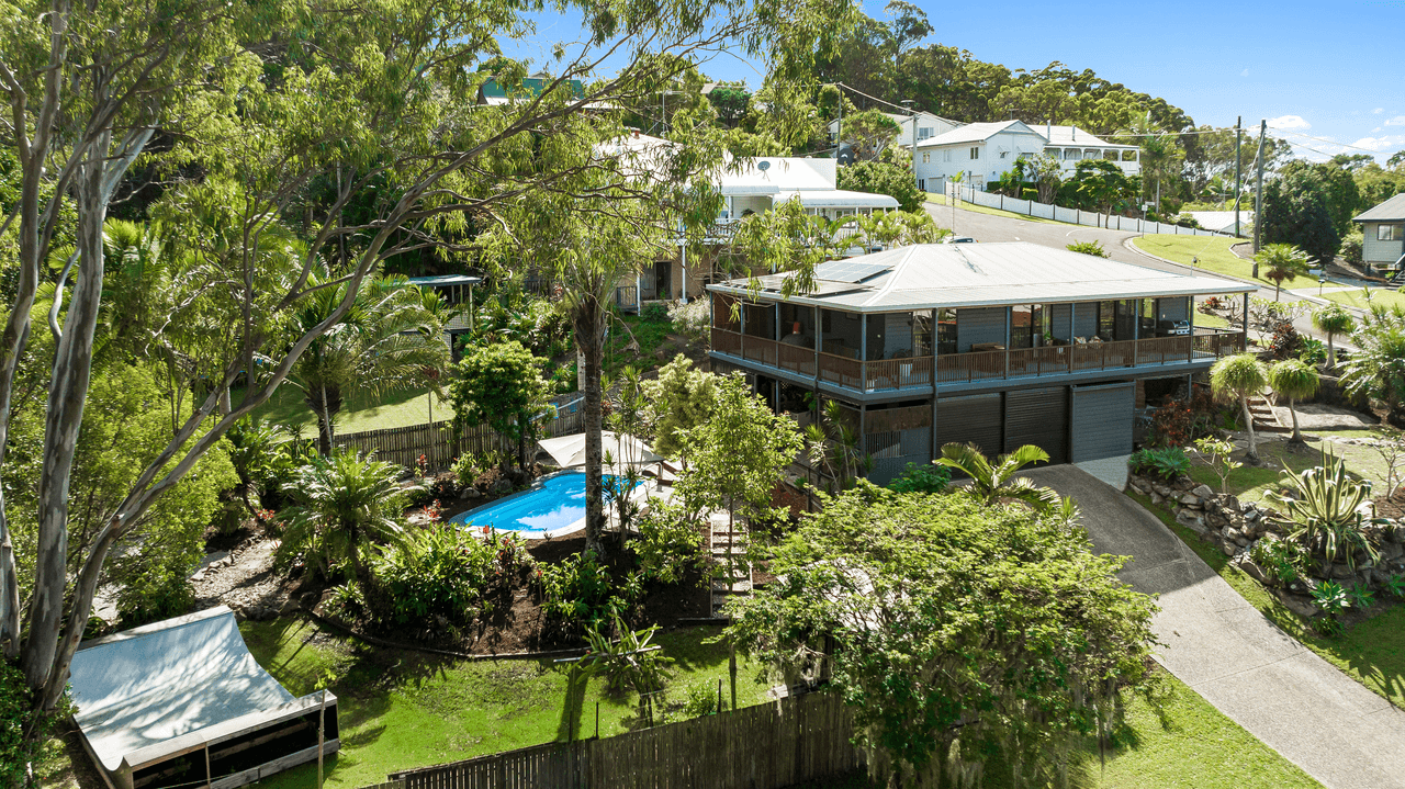 11 Mountain Ridge Crescent, BUDERIM, QLD 4556