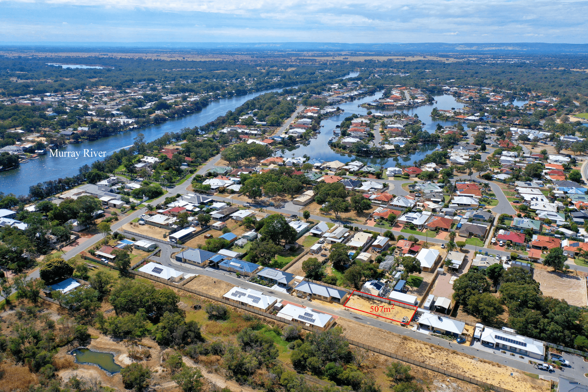 18 Banksia Terrace, South Yunderup, WA 6208