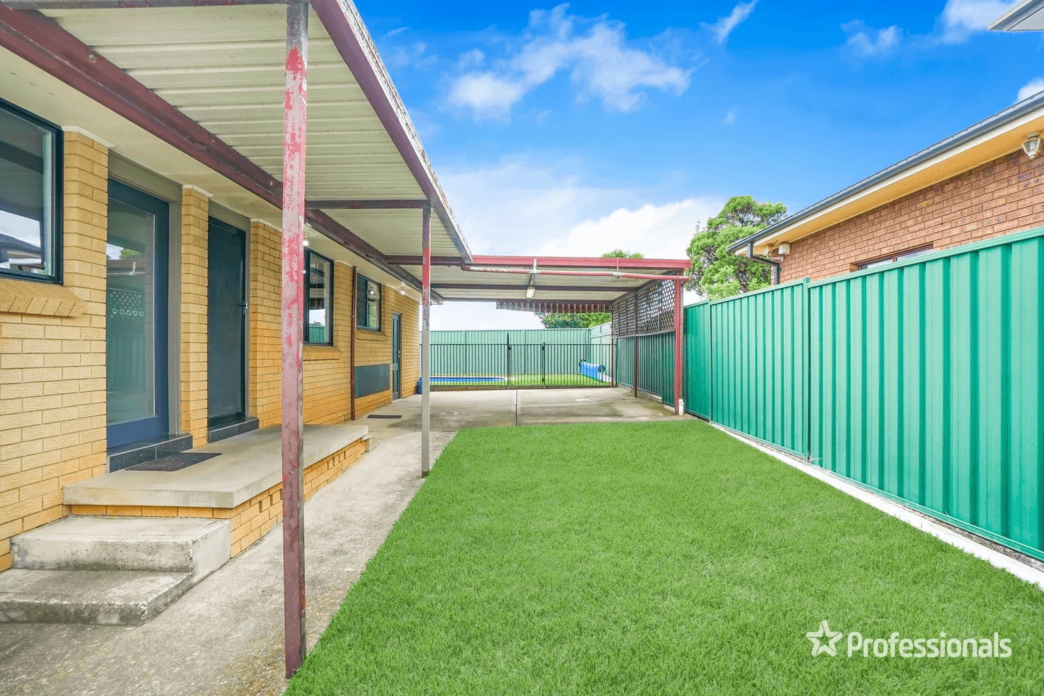 16 Neville Street, Colyton, NSW 2760