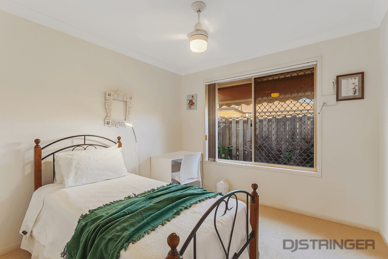 2/5 Foxhill Place, Banora Point, NSW 2486