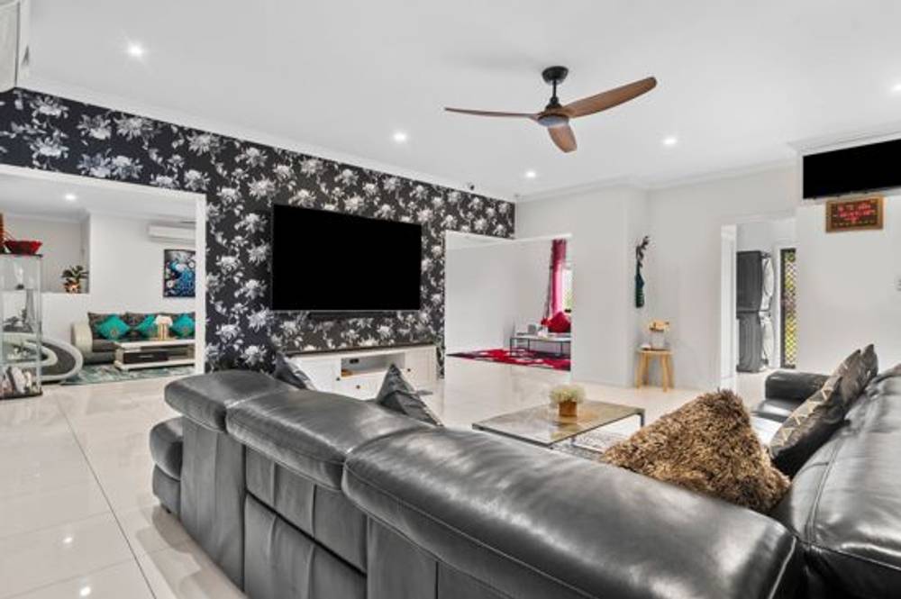 120 Falkland Street, PALLARA, QLD 4110
