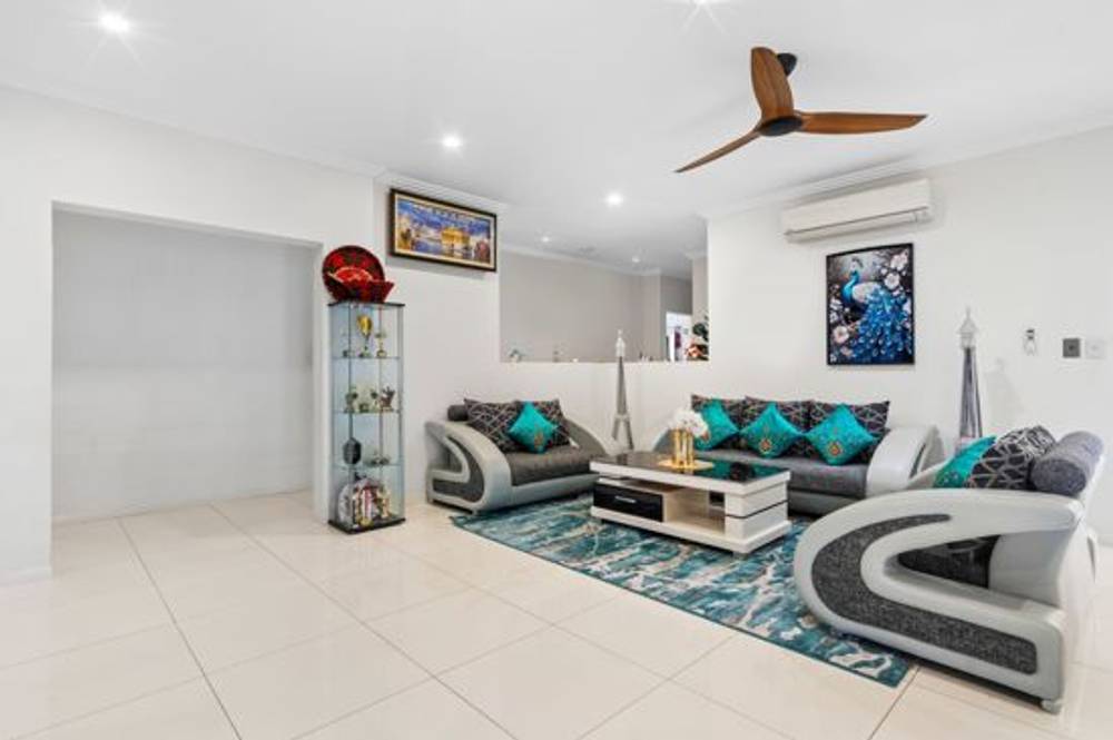 120 Falkland Street, PALLARA, QLD 4110