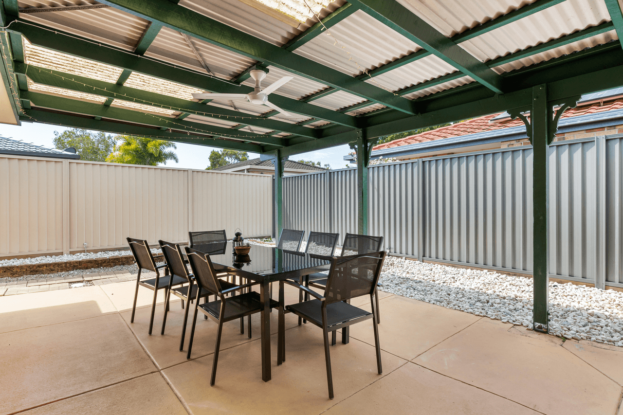 8 Loreto Close, BOONDALL, QLD 4034