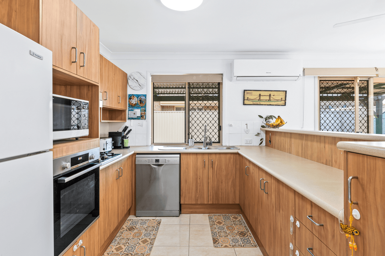 8 Loreto Close, BOONDALL, QLD 4034