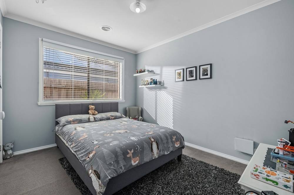 4 Wetherby Place, Melton West, VIC 3337