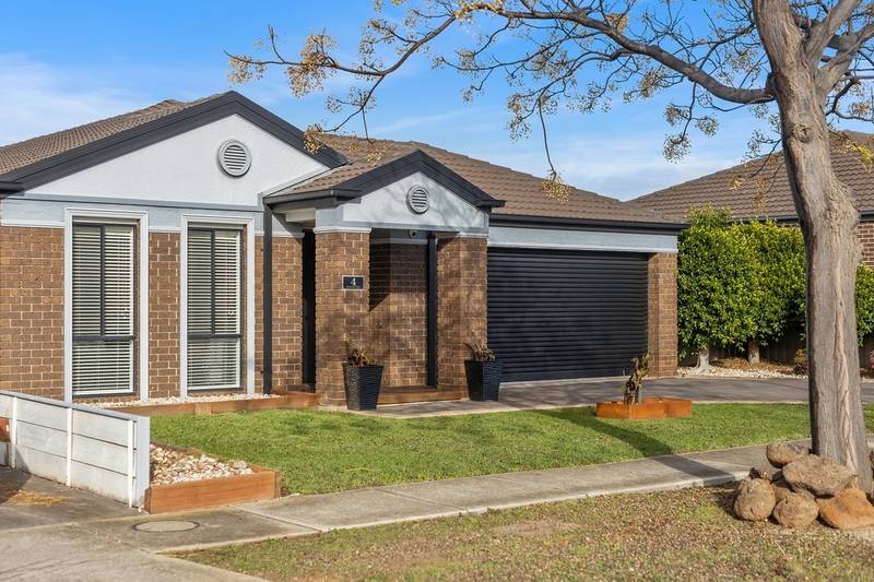 4 Wetherby Place, Melton West, VIC 3337