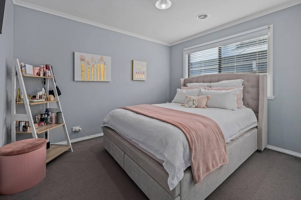 4 Wetherby Place, Melton West, VIC 3337