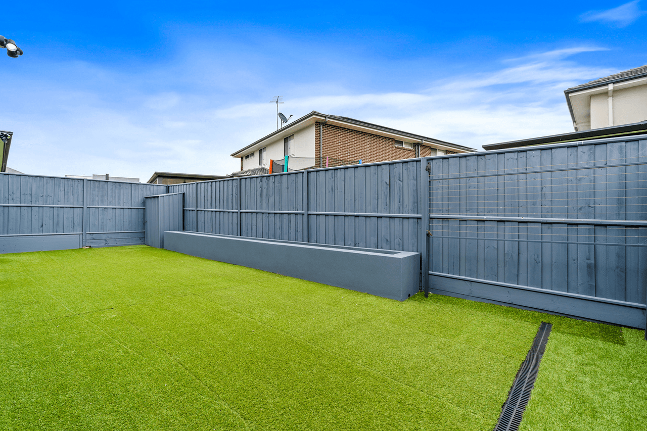 12 Freetail Avenue, Elizabeth Hills, NSW 2171