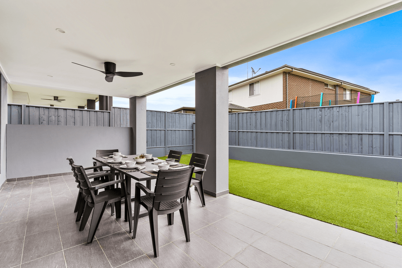 12 Freetail Avenue, Elizabeth Hills, NSW 2171