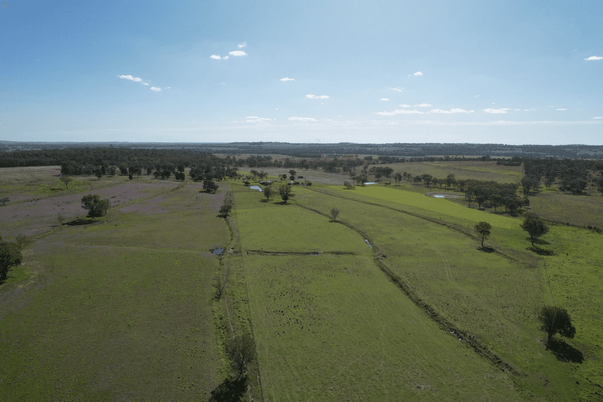 622 Old Rosemount Road, Quinalow, QLD 4403