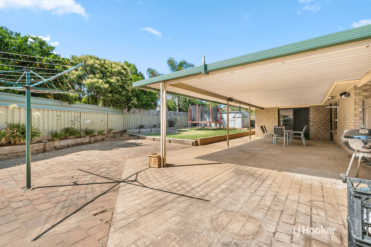 36 Wecoma Court, CRAIGMORE, SA 5114